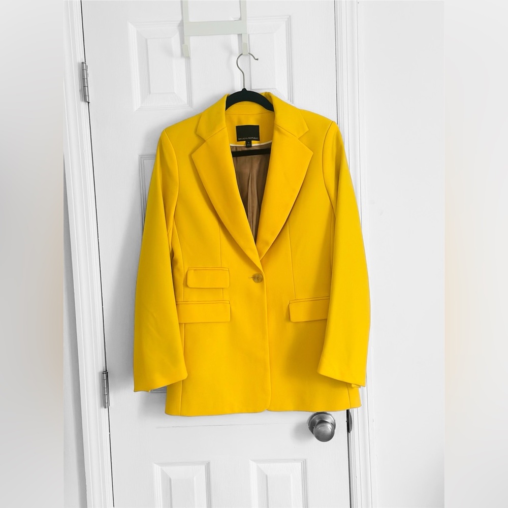 Banana Republic Sculpted Italian Wool Blazer (Yellow "Going Bananas")